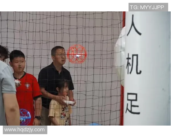 悬浮足球玩具带你体验全新科技乐趣尽享家庭亲子互动时光